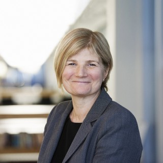 exec Julia Cavanagh square web